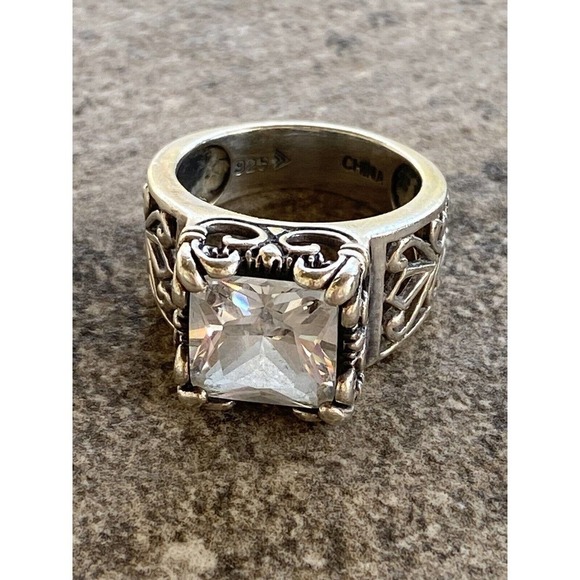 Silpada 925 Sterling Silver Ring “Uptown” Princess Cut Filigree Scroll CZ Size 7 - Picture 1 of 9